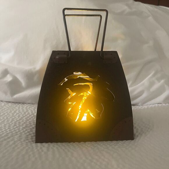 Vintage Rustic Metal Candle Lantern Home Decor Hunting Leaf Purse tea lamp - Picture 2 of 10